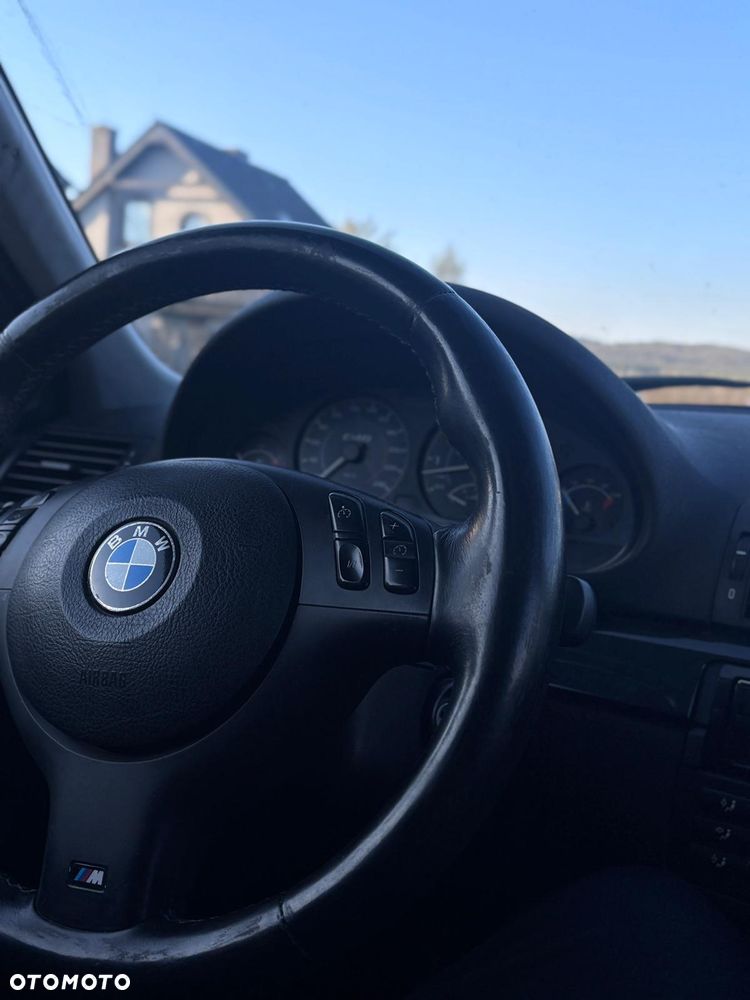 BMW Seria 3 325i - 11