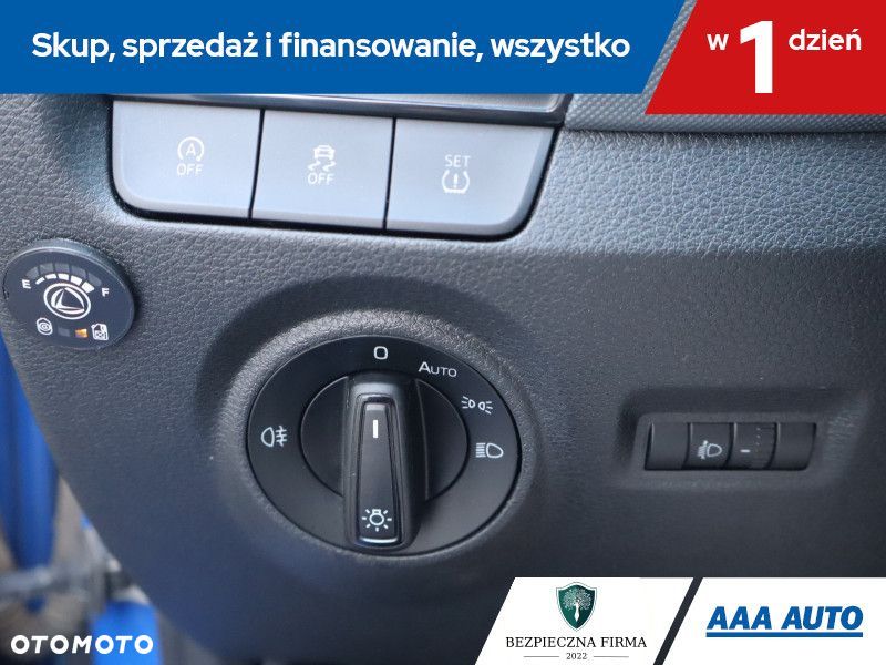 Skoda Fabia - 18