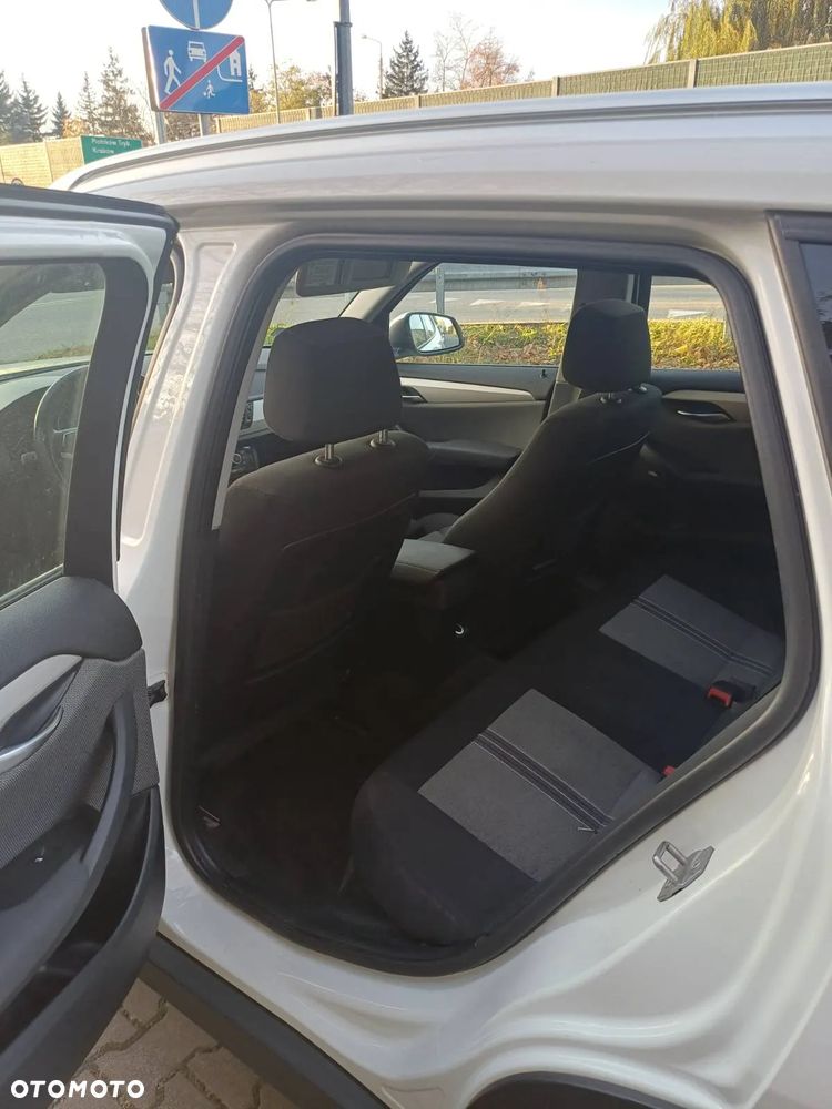 BMW X1 xDrive18d - 8