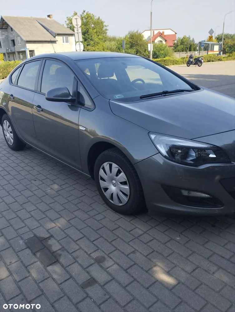 Opel Astra 1.4 T EU6 - 16