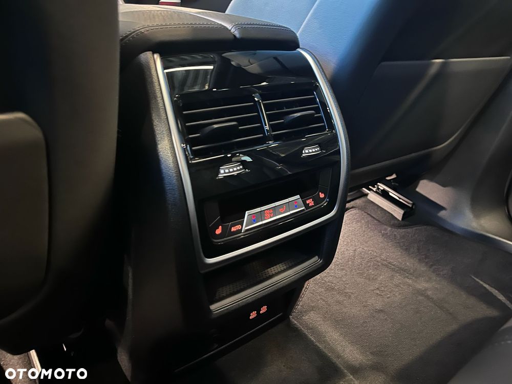 BMW X5 M Competition mHEV sport - 25