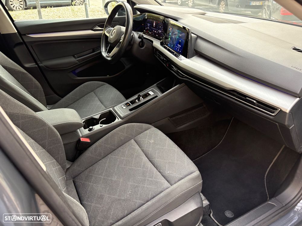 VW Golf Variant 1.5 eTSI Life DSG - 18