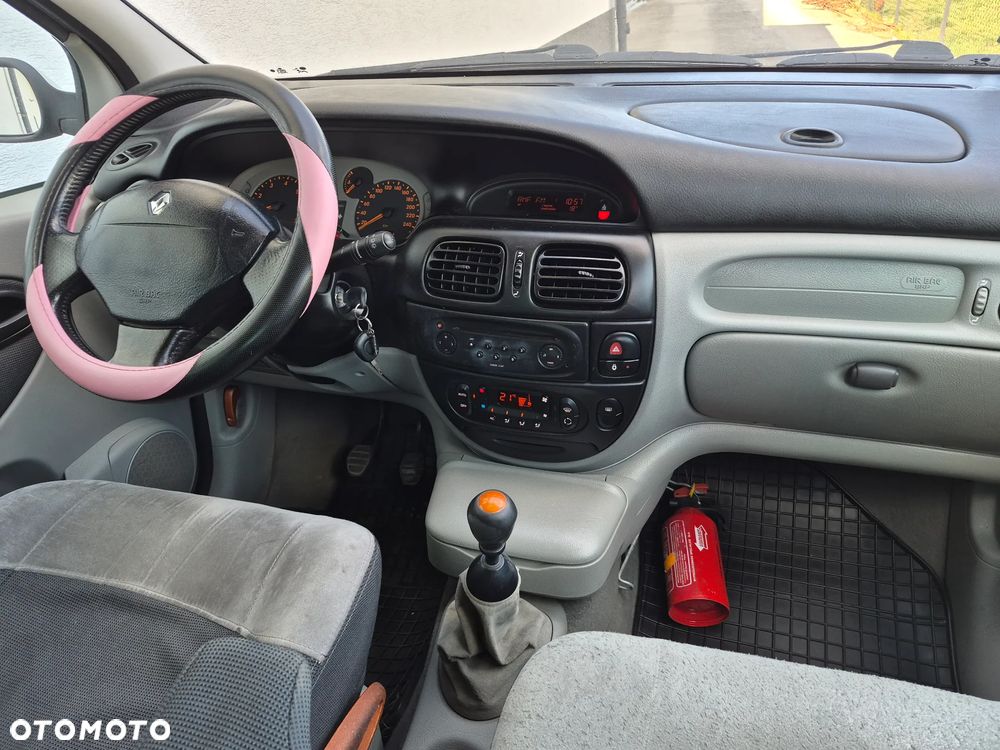 Renault Scenic 1.9 dCi Authentique - 14