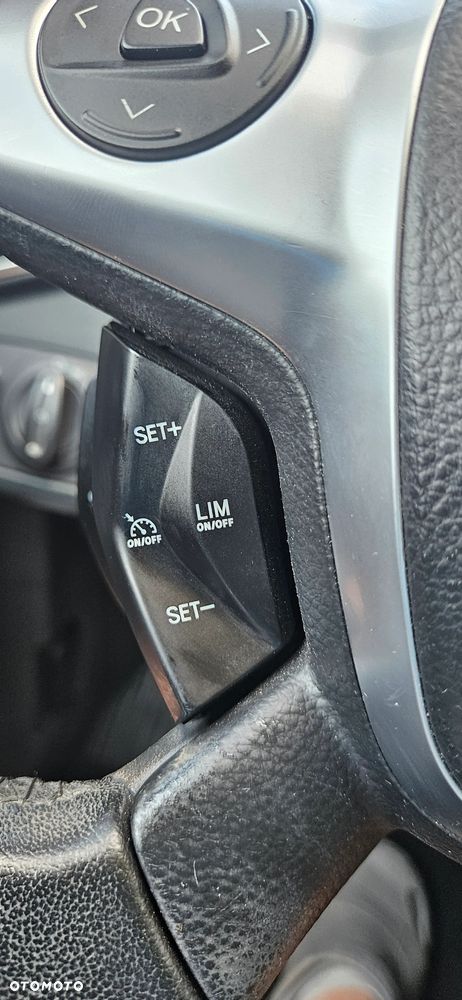 Ford Grand C-MAX 1.6 TDCi Start-Stop-System Titanium - 32