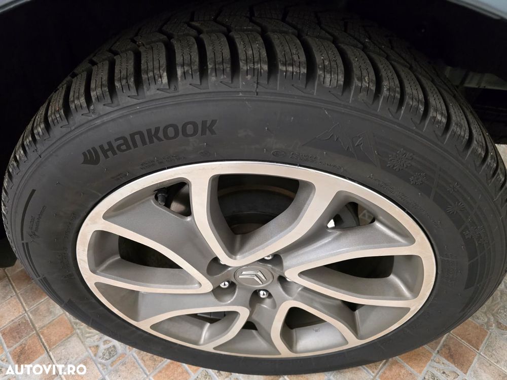 Citroën C-Crosser - 32