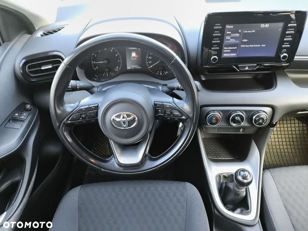 Toyota Yaris - 28