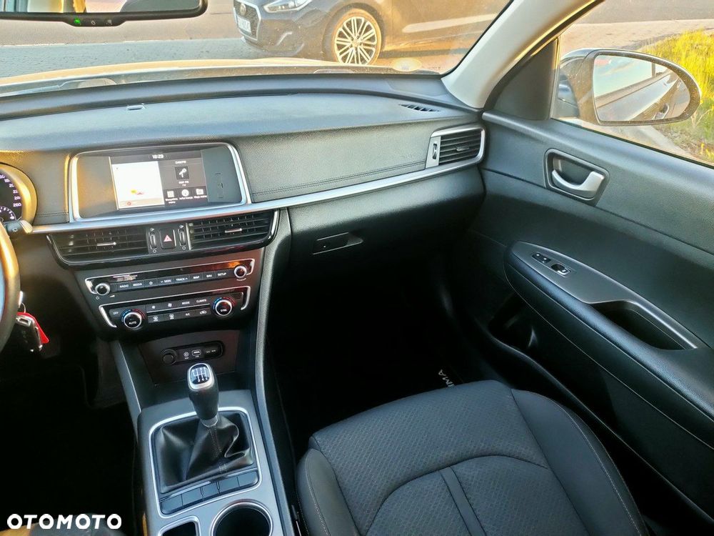Kia Optima - 33