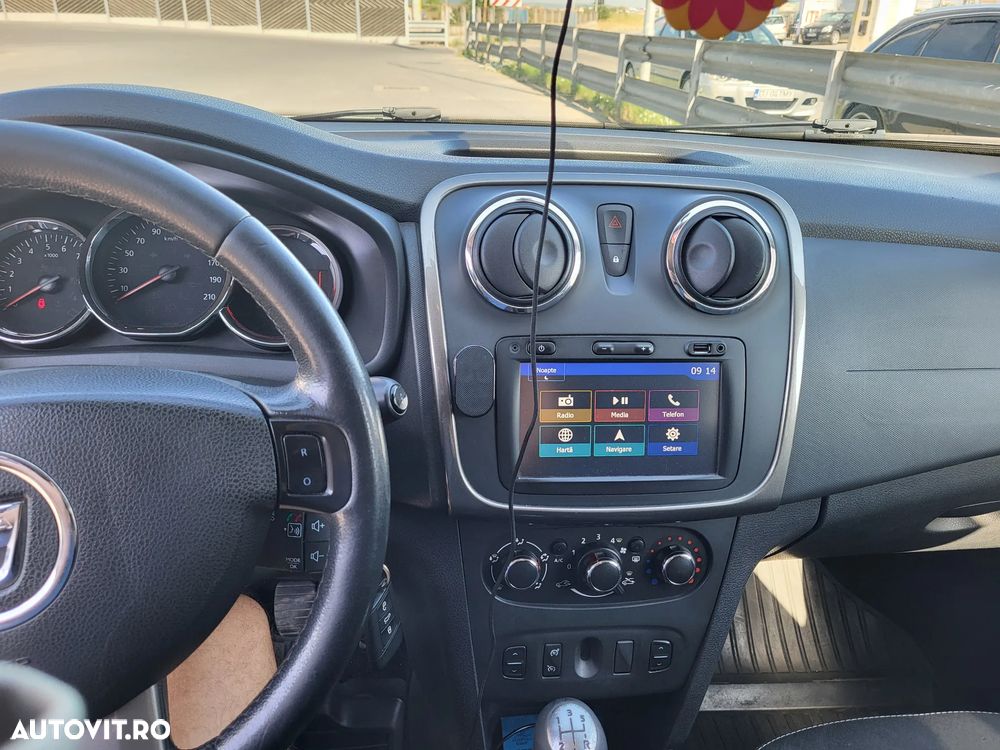 Dacia Logan 0.9 90CP Laureate - 1