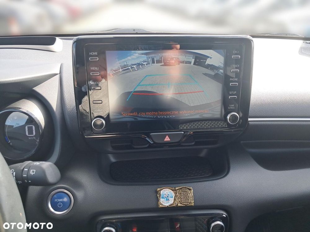 Toyota Yaris - 8