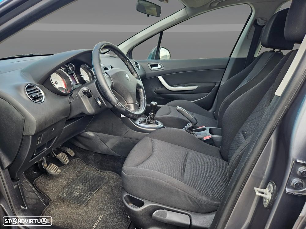 Peugeot 308 SW - 17