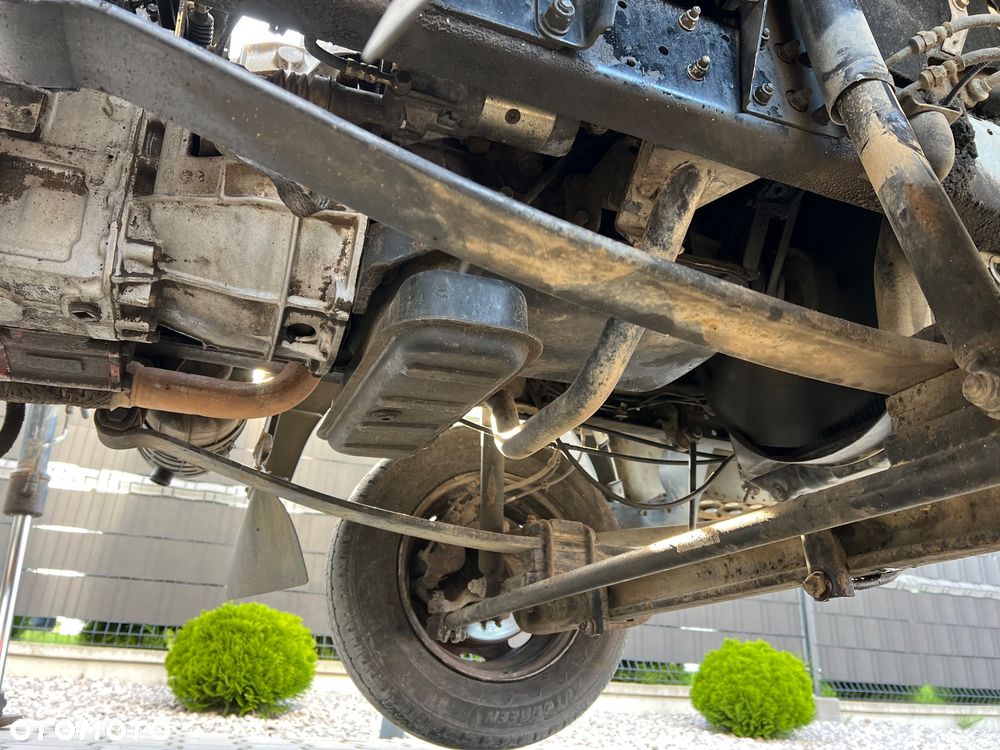 Nissan CABSTAR - 9
