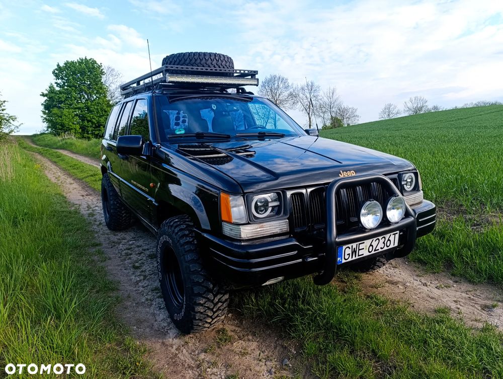 Jeep Grand Cherokee - 2