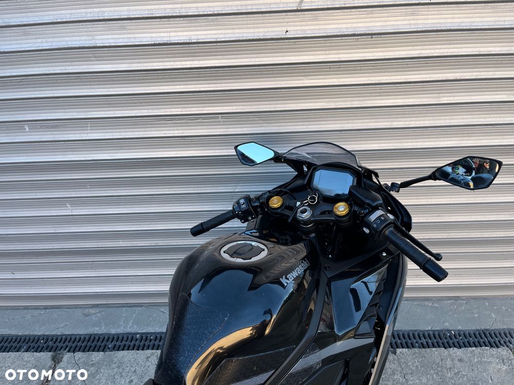 Kawasaki Ninja 400 - 15