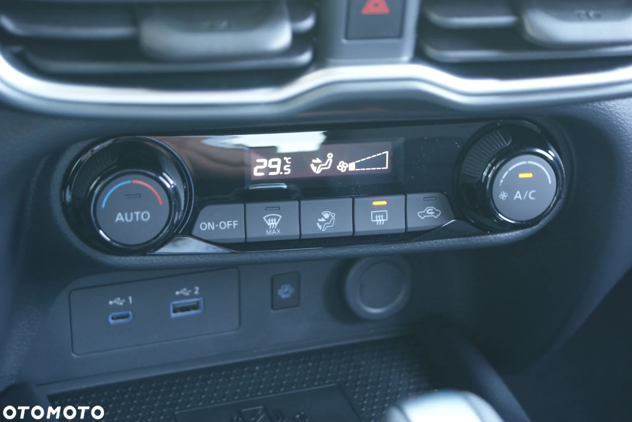 Nissan Juke - 38