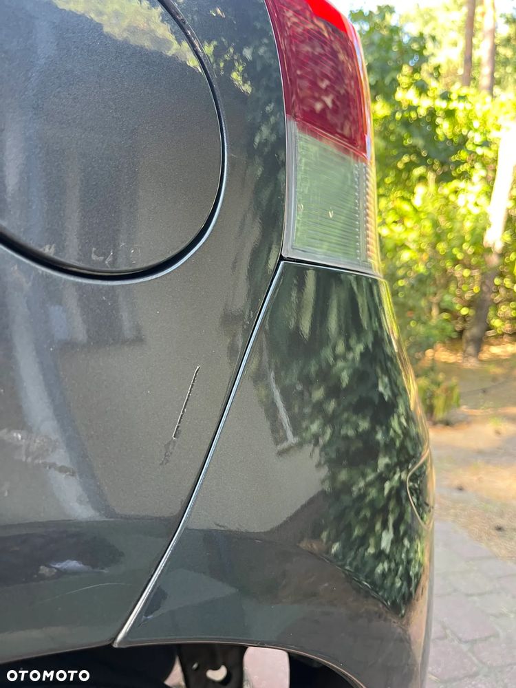 Toyota Yaris - 18