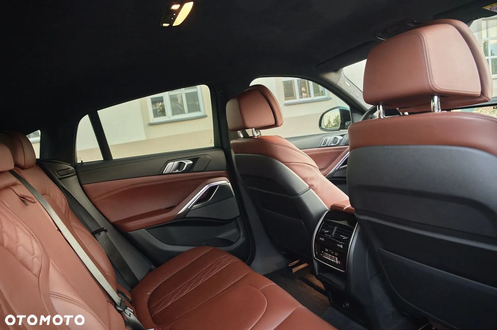 BMW X6 - 28
