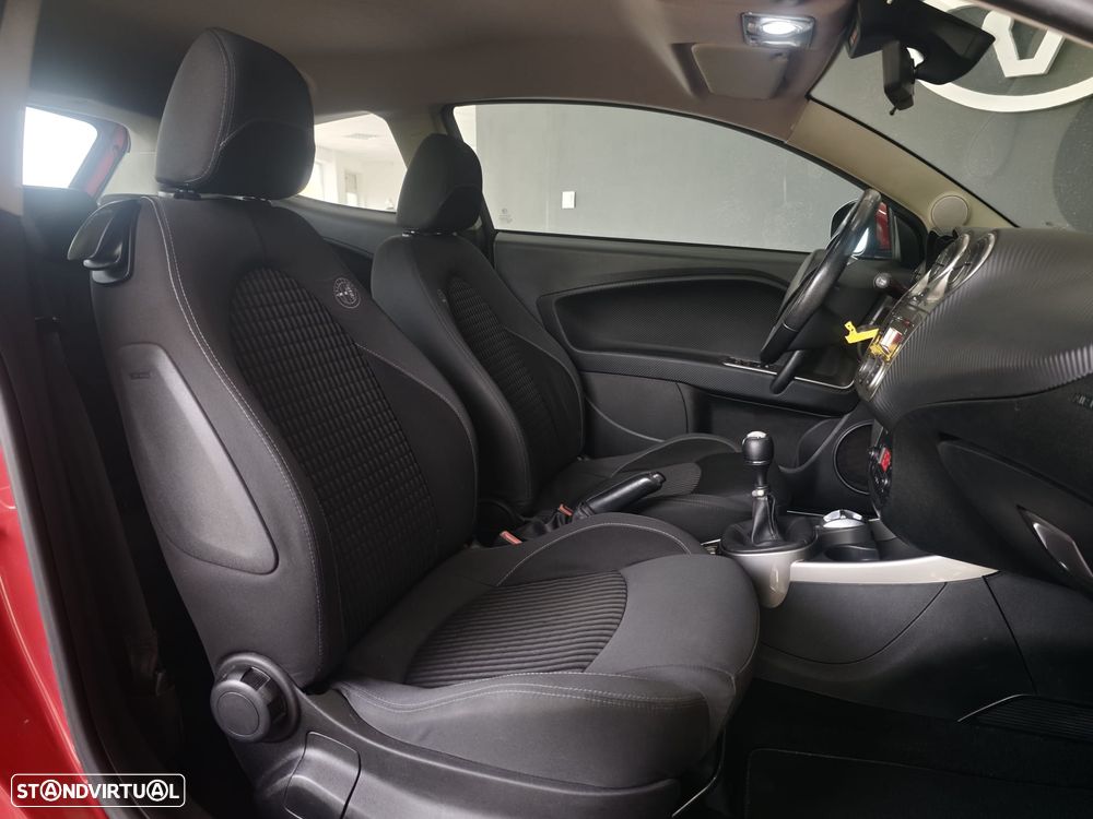 Alfa Romeo MiTo 1.3 JTD Distinctive - 37