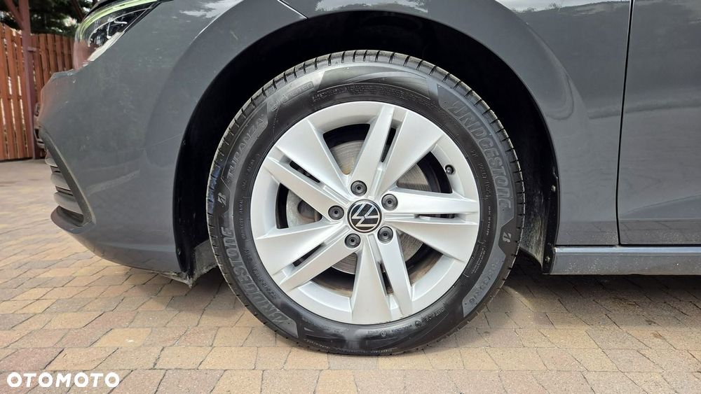 Volkswagen Golf 1.5 TSI OPF Life - 38