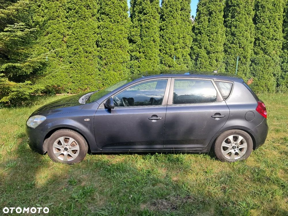 Kia Ceed 1.4 Comfort + - 4