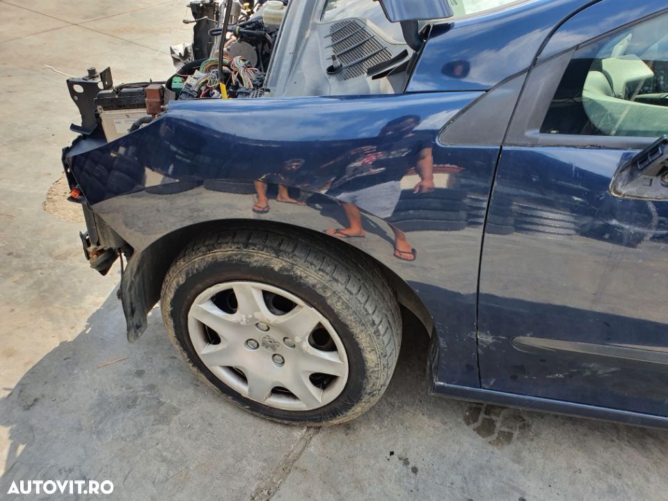 Dezmembrea Peugeot 308 1.6 5fw - 5