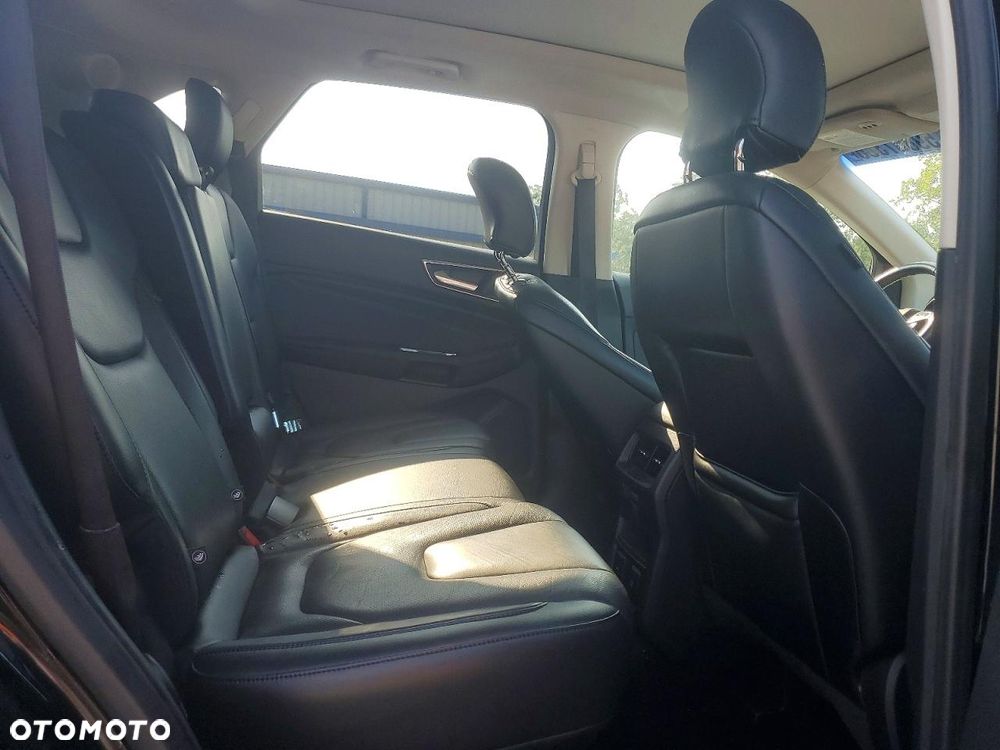 Ford Edge - 6