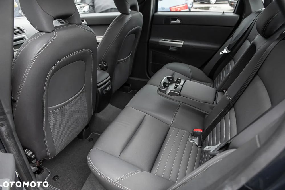 Volvo S40 T5 Sport - 18