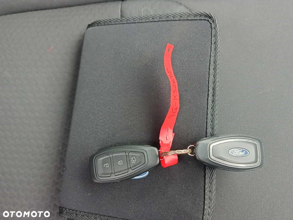 Ford Kuga 1.5 EcoBoost 2x4 Trend - 22