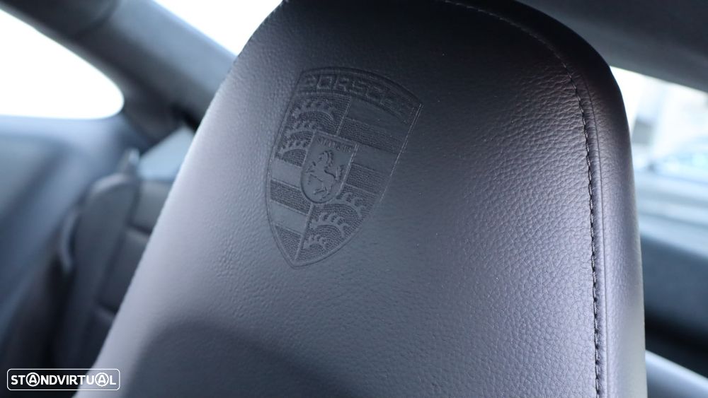 Porsche 911 Série F - 15