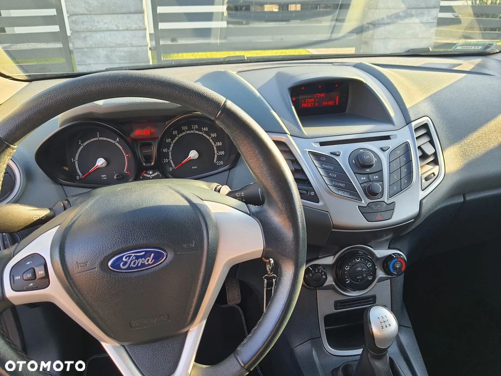Ford Fiesta 1.6 TDCi DPF Titanium - 7