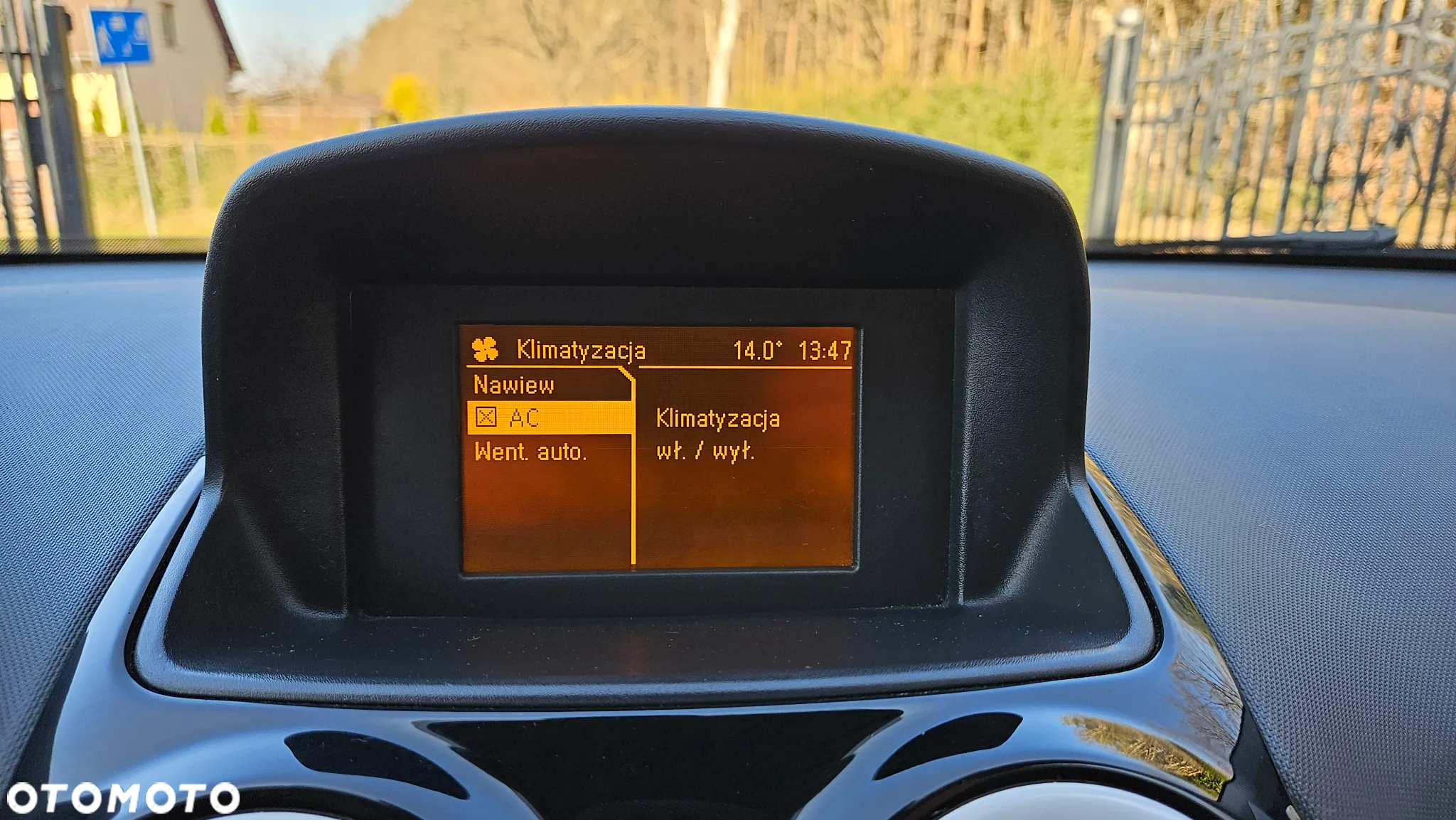Opel Corsa 1.4 16V Sport - 22