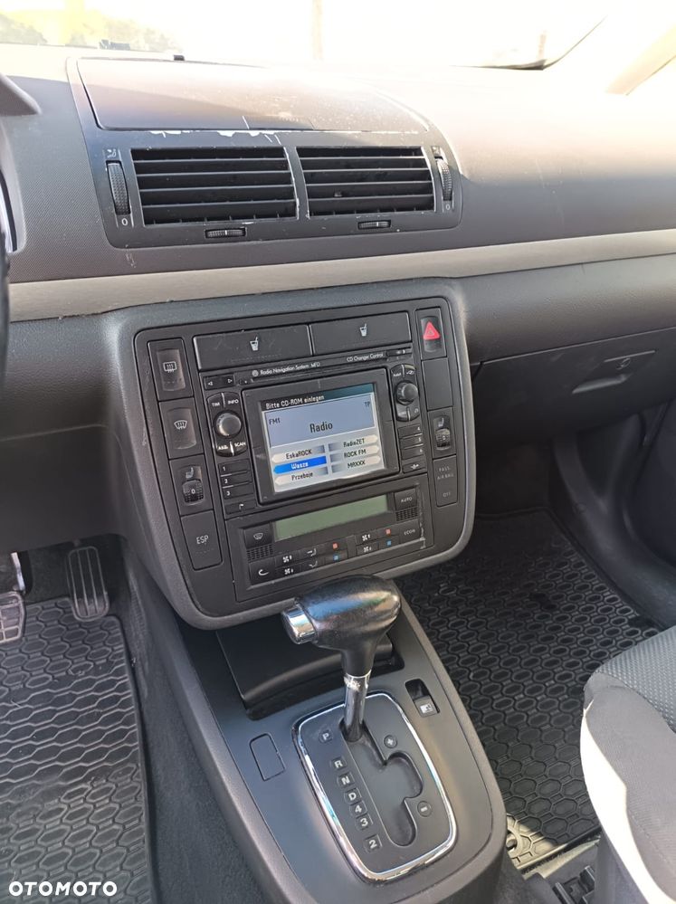 Volkswagen Sharan - 3