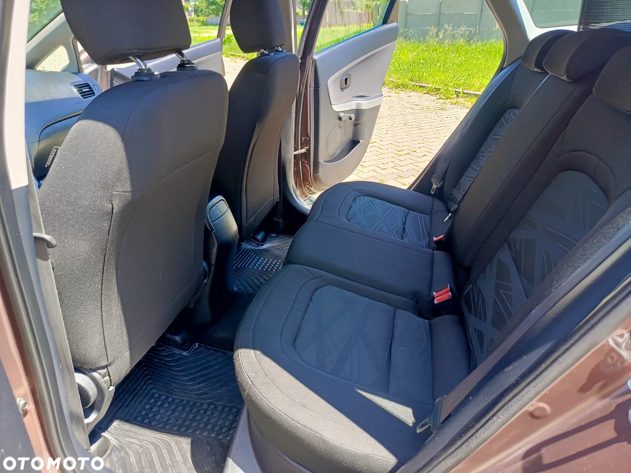 Kia Ceed 1.4 CRDi 90 Spirit - 24