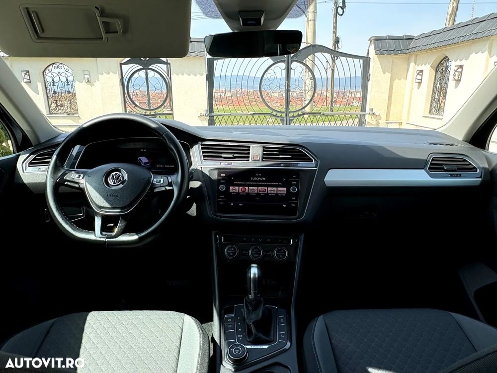 Volkswagen Tiguan 2.0 TDI SCR 4MOTION DSG R-Line - 11