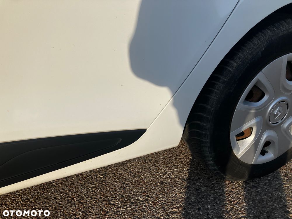 Renault Clio - 8