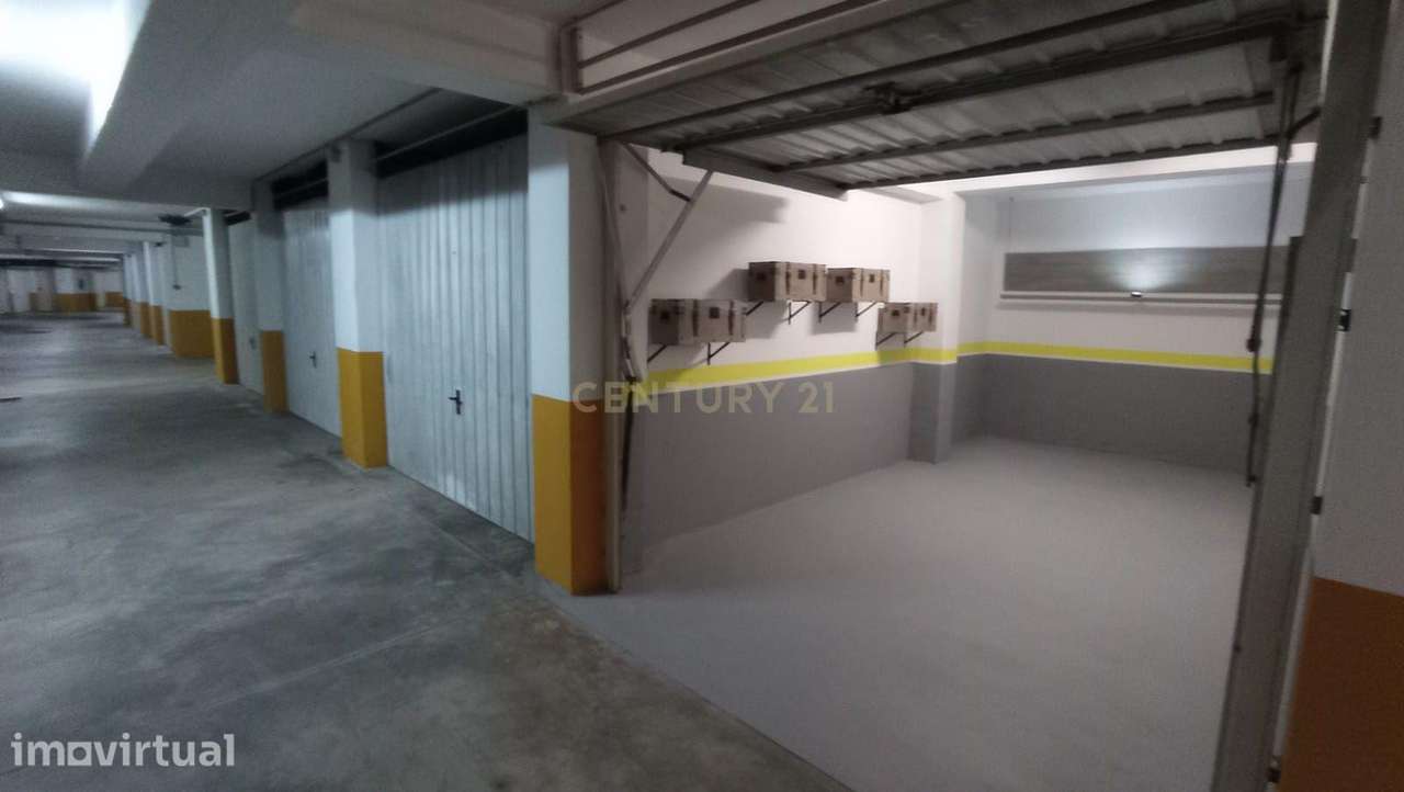 Garagem nos Benguiados, Vila do Conde - Grande imagem: 2/7