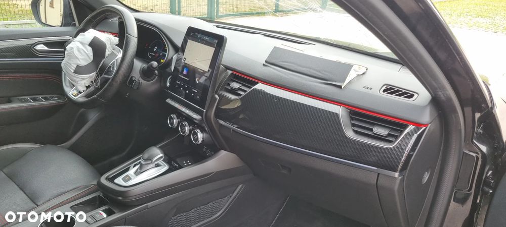 Renault Arkana E-TECH 145 R.S.LINE - 12
