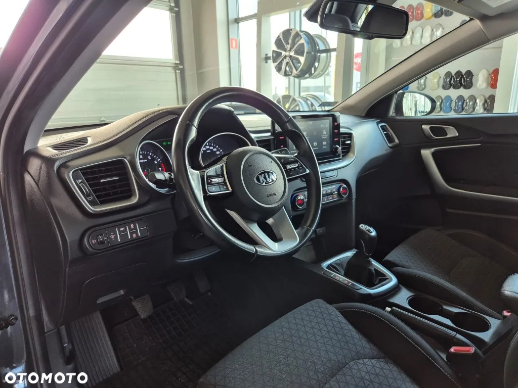 Kia Ceed 1.4 T-GDI M - 14