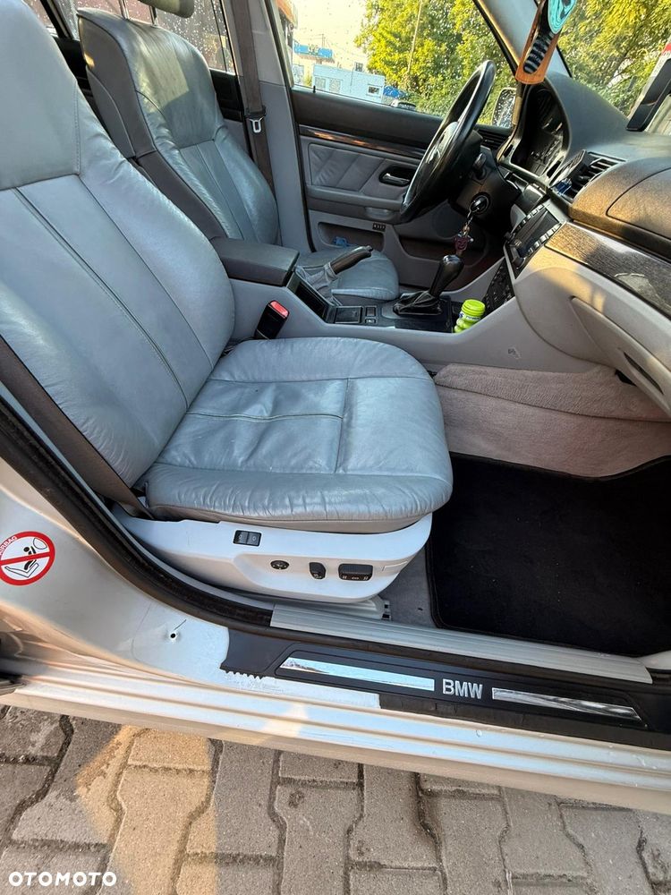BMW Seria 5 - 21