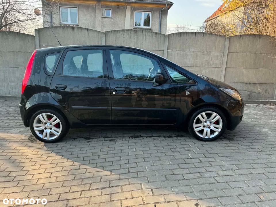 Mitsubishi Colt - 5