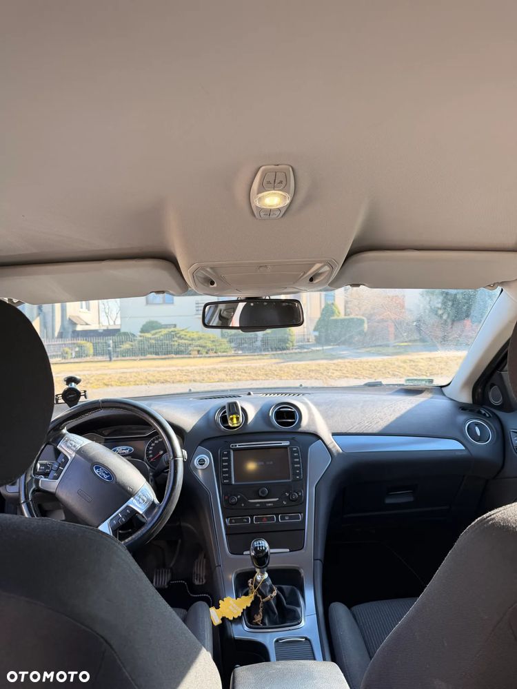 Ford Mondeo - 7
