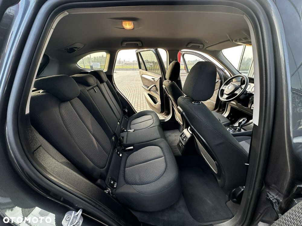 BMW X1 xDrive18d Advantage - 13