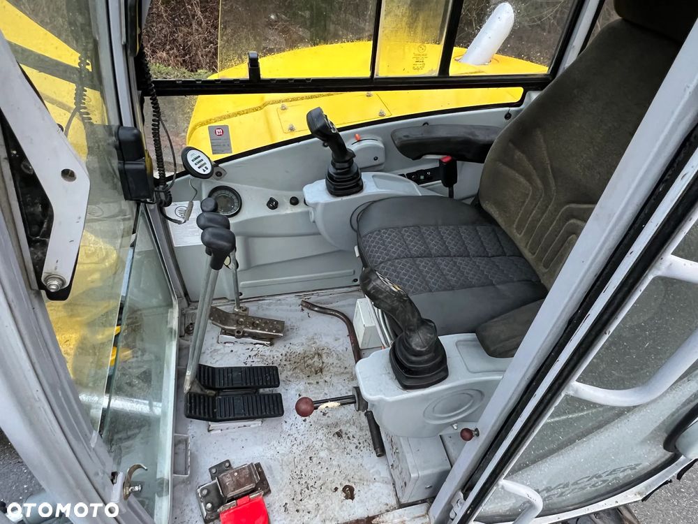 Wacker Neuson * Sprowadzona * Wacker Neuson 8003 * 3 x Ramiona * Bardzo Dobry Stan - 21