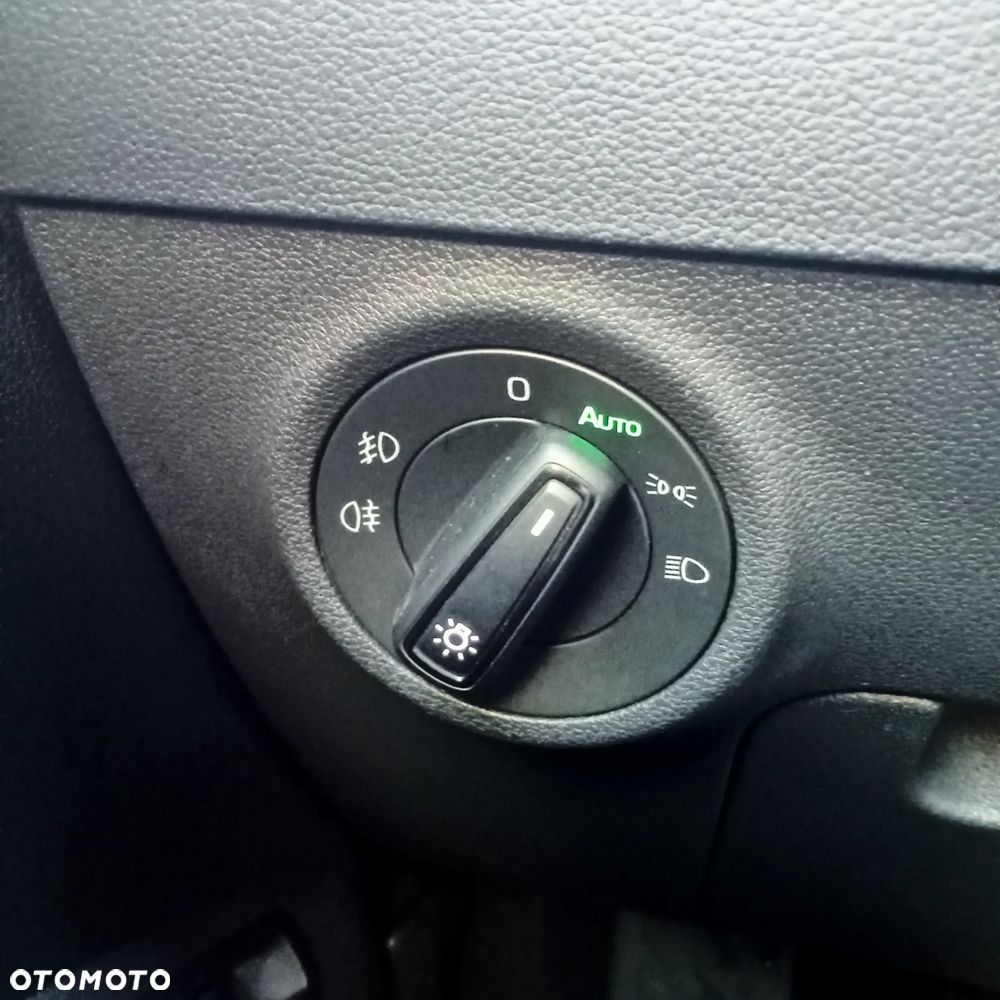 Skoda Karoq 2.0 TDI SCR 4x4 DSG Sportline - 14