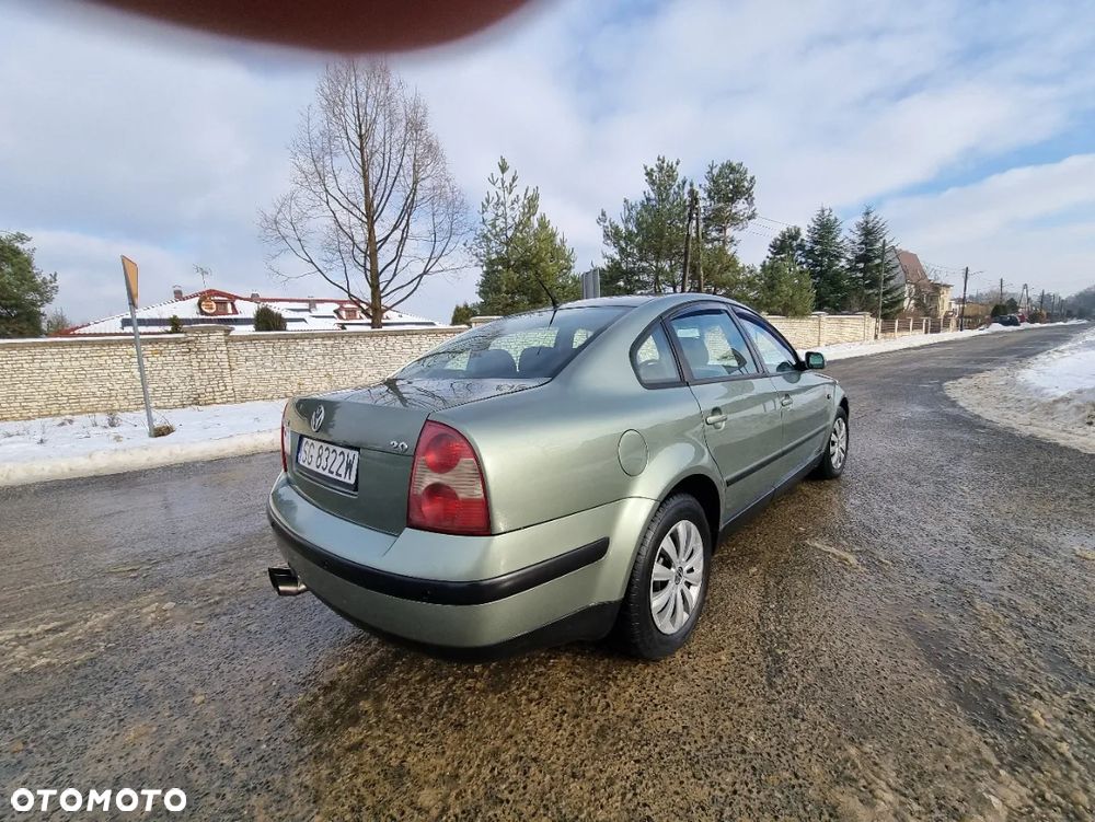 Volkswagen Passat 2.0 Comfortline - 14