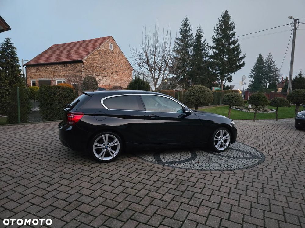 BMW Seria 1 125d - 12