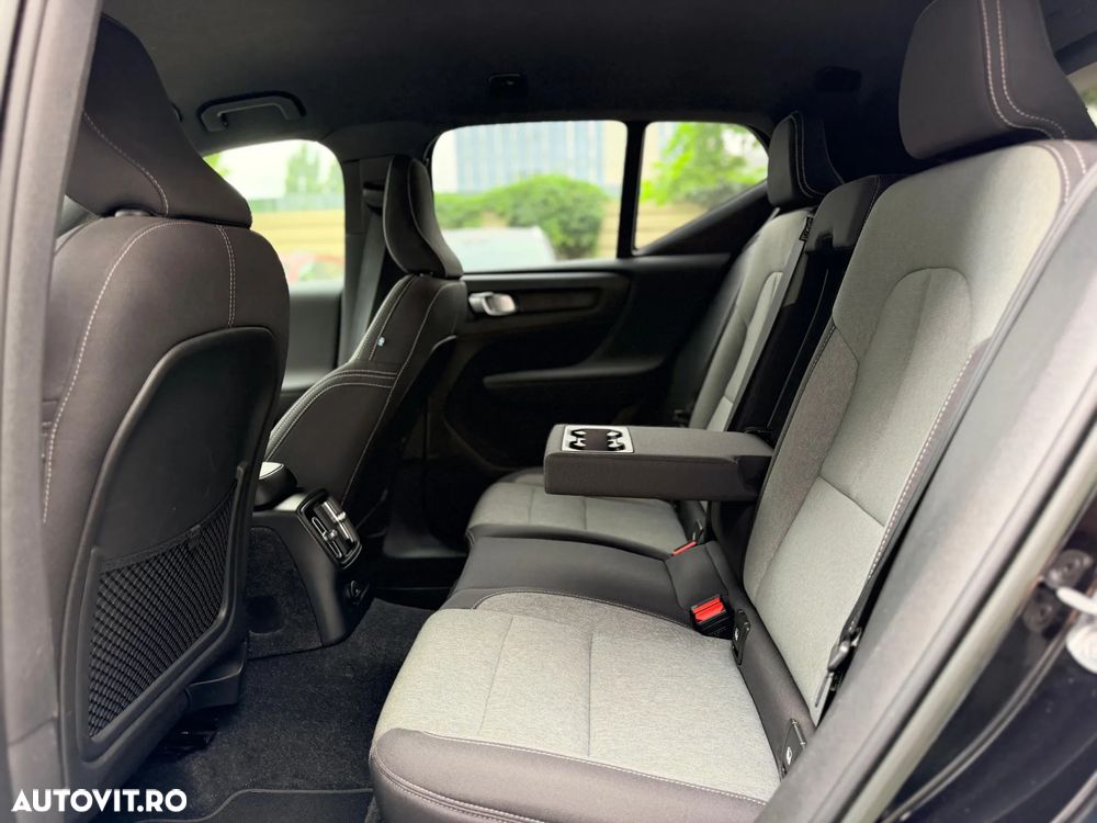 Volvo XC 40 T5 Twin Engine DKG Momentum Pro - 13