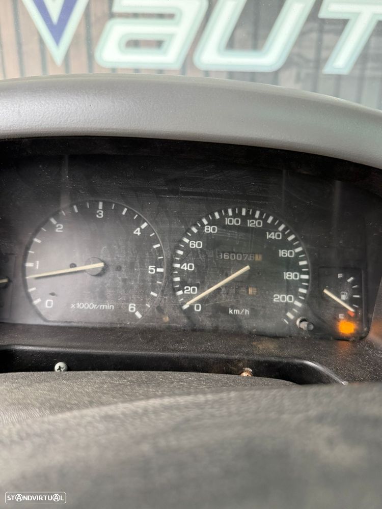 Land Rover Discovery 2.5 TDi - 21