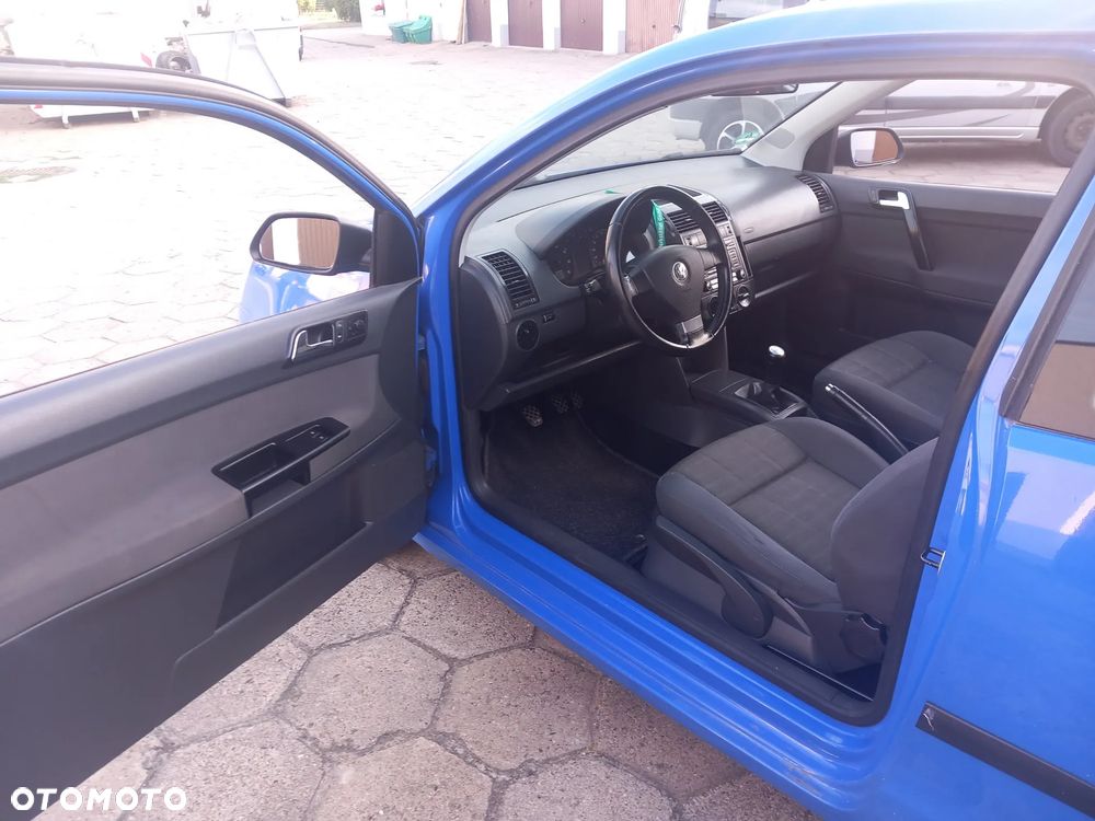 Volkswagen Polo 1.2 Tour Edition - 26