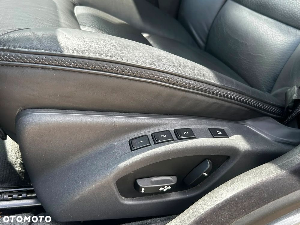Volvo XC 70 - 6