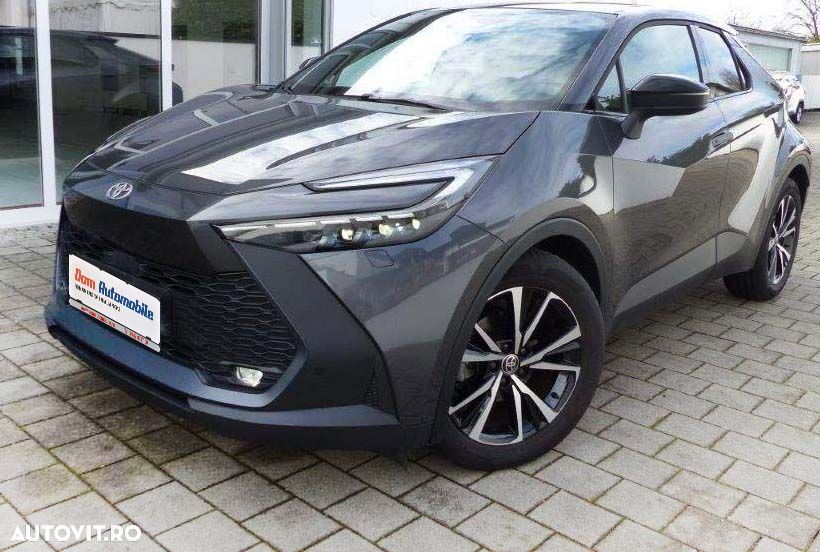 Toyota C-HR 1.8 Hybrid Team Deutschland - 1